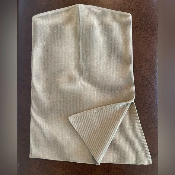 Aritzia Wilfred Clairidge Gold Metallic Ribbed Knit Top - Picture 3 of 5